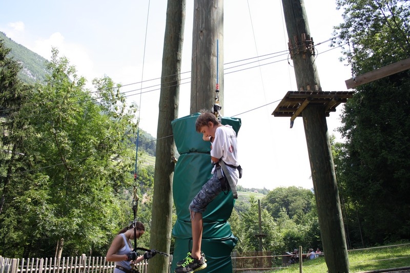 Village Camps International Summer Camp Leysin, Switzerland 2026-08-15 https://www.villagecamps.com/journals_admin/images/692-40-high ropes (129).jpg